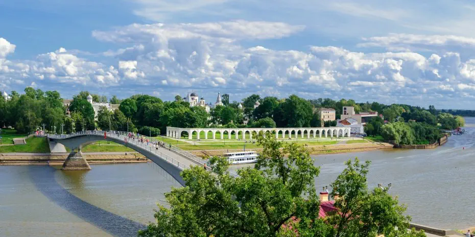 Ивана Купала в Новгороде: песни, обереги и ярмарка мастеров!