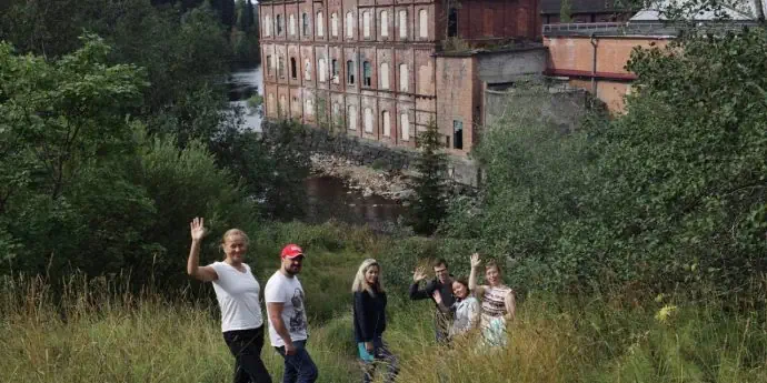 Экспедиция к лесным водопадам и к месторождению граната из Сортавала